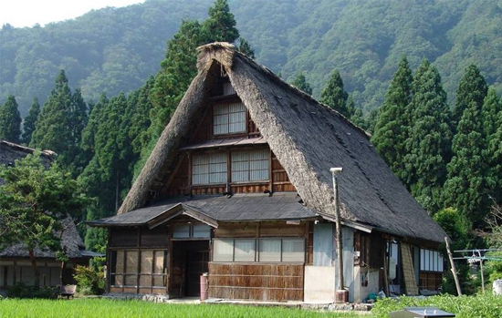 五箇山の「ハフ結い」の写真